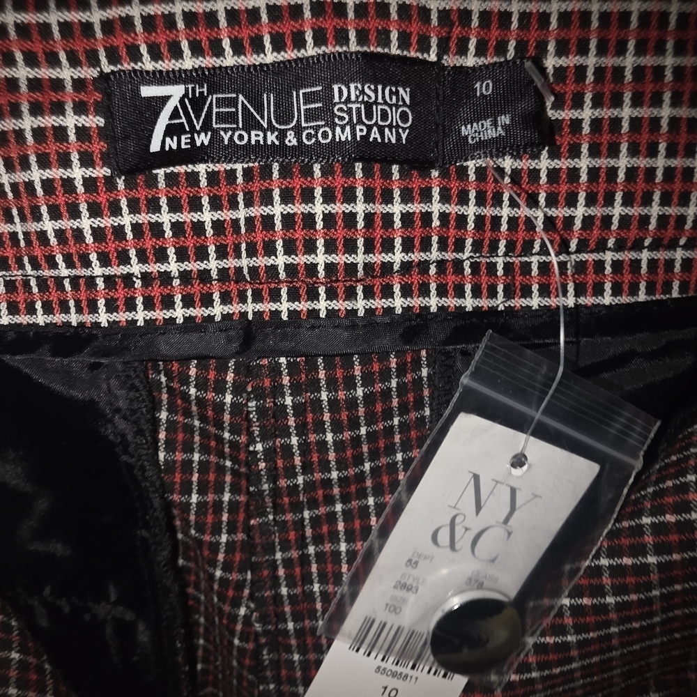 New York & Company Burgundy Check Ankle Pants - Picture 5 of 7